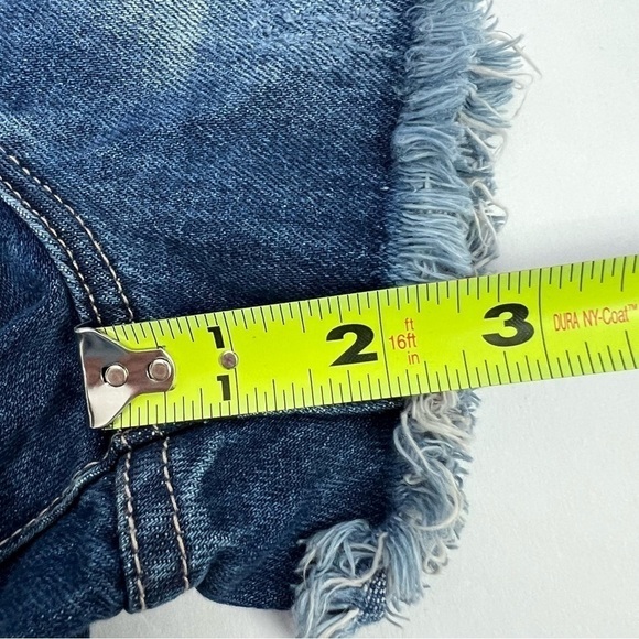 NWT KanCan Junior Women’s High-Rise Shorts Sz 9 (29) Frayed Distressed/Destroy - Picture 12 of 12